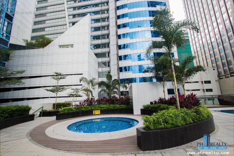 47,000 1 BR Condo for Rent in Three Central, Condo For In Makati