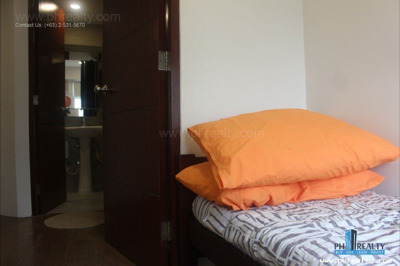 30,000 2BR Condo for Rent in Gilmore Tower, Condo For In Quezon, Metro Manila.