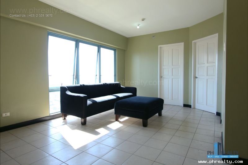 4,500,000 2 BR Condo For Resale in Tivoli Garden Residences, Condo