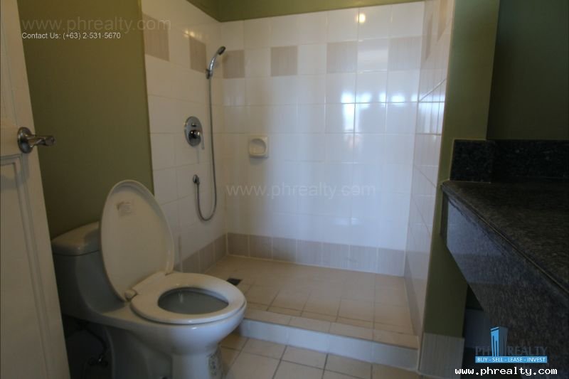 4,500,000 2 BR Condo For Resale in Tivoli Garden Residences, Condo