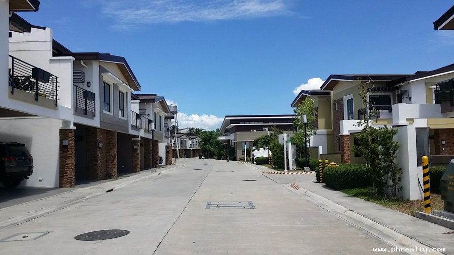 8,300,000 Townhouse near Makati, House & Lot For Sale In Makati