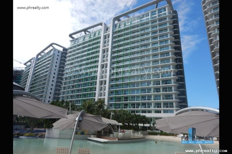 5,792,646 1 BR Condo For Resale in Azure Urban Resort Residences
